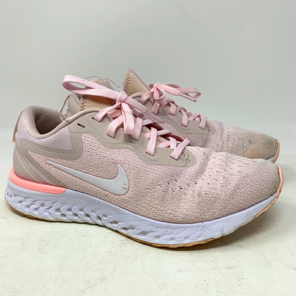 Womens Nike Odyssey React Flyknit Pink Sized 8.5